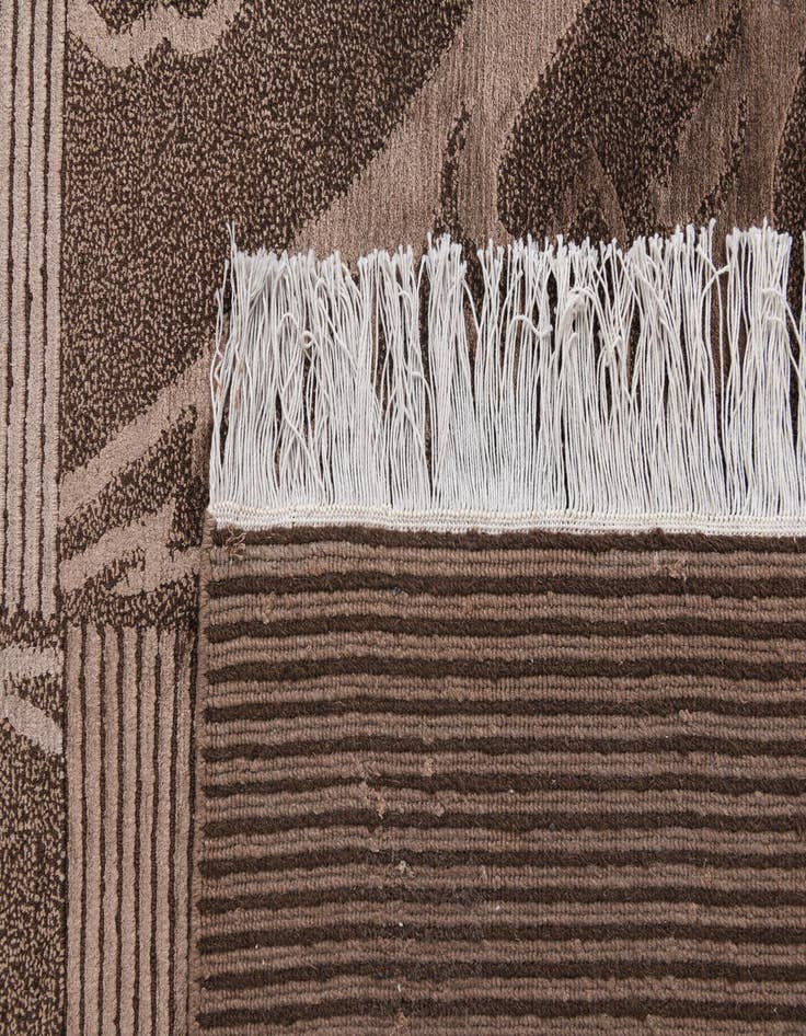 Detail image of 5' 10 x 8' 1 Darya Rug