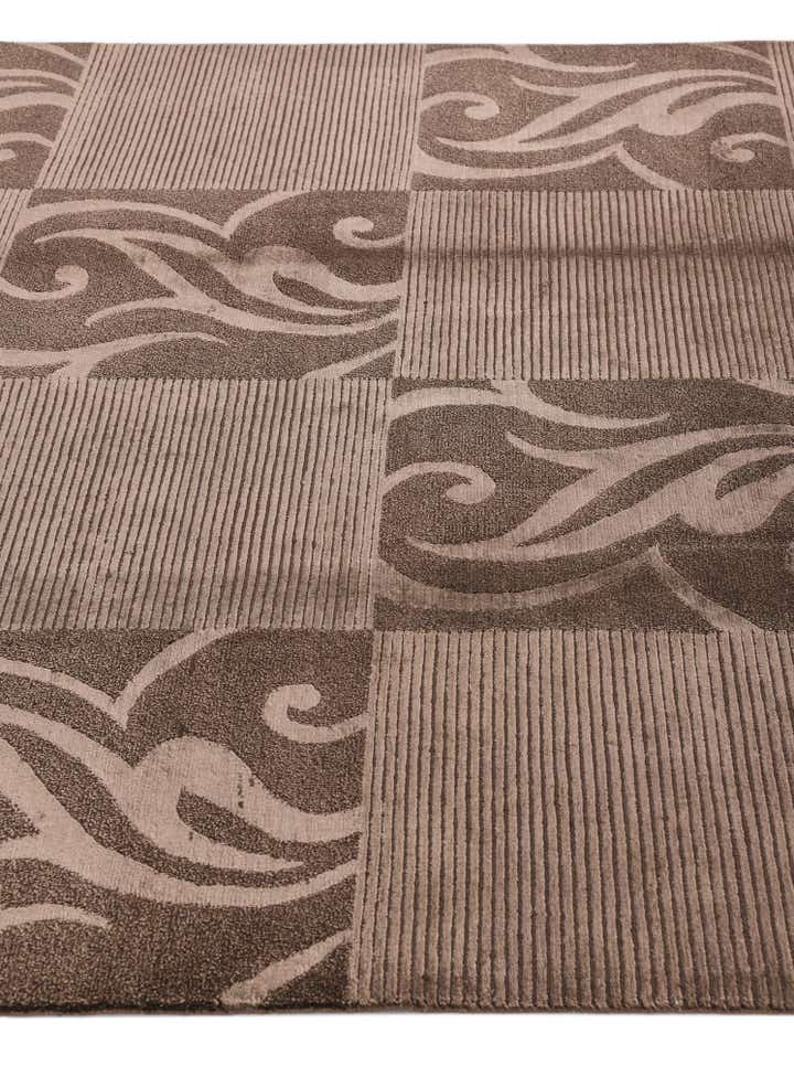 5' 8 x 8' Darya Rug