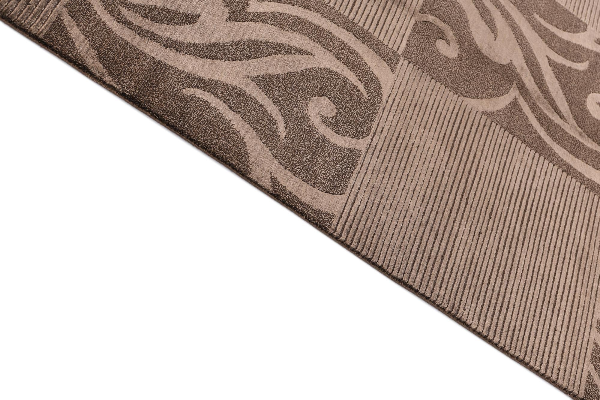 5' 8 x 8' Darya Rug