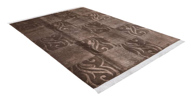 Detail image of 5' 9 x 8' Darya Rug