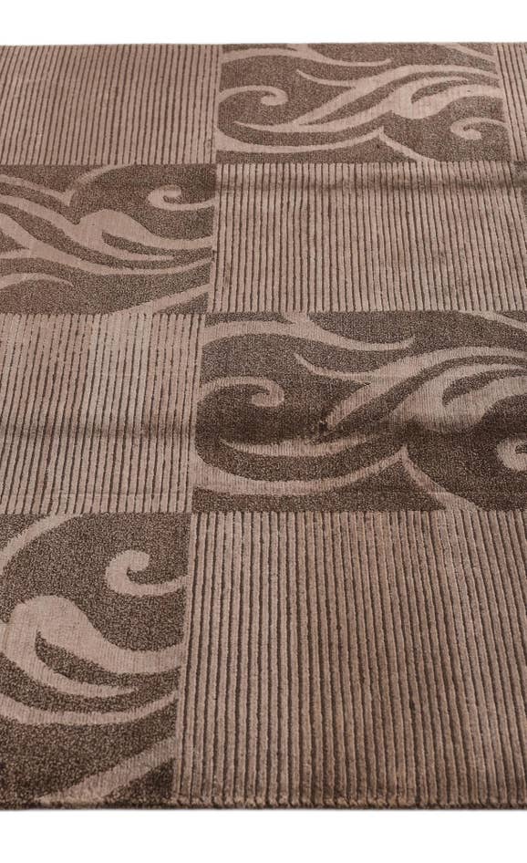 Detail image of 5' 9 x 8' Darya Rug