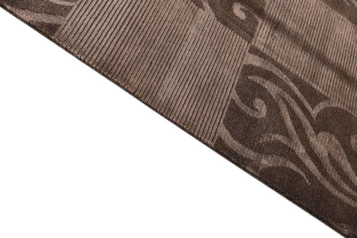 5' 9 x 8' Darya Rug