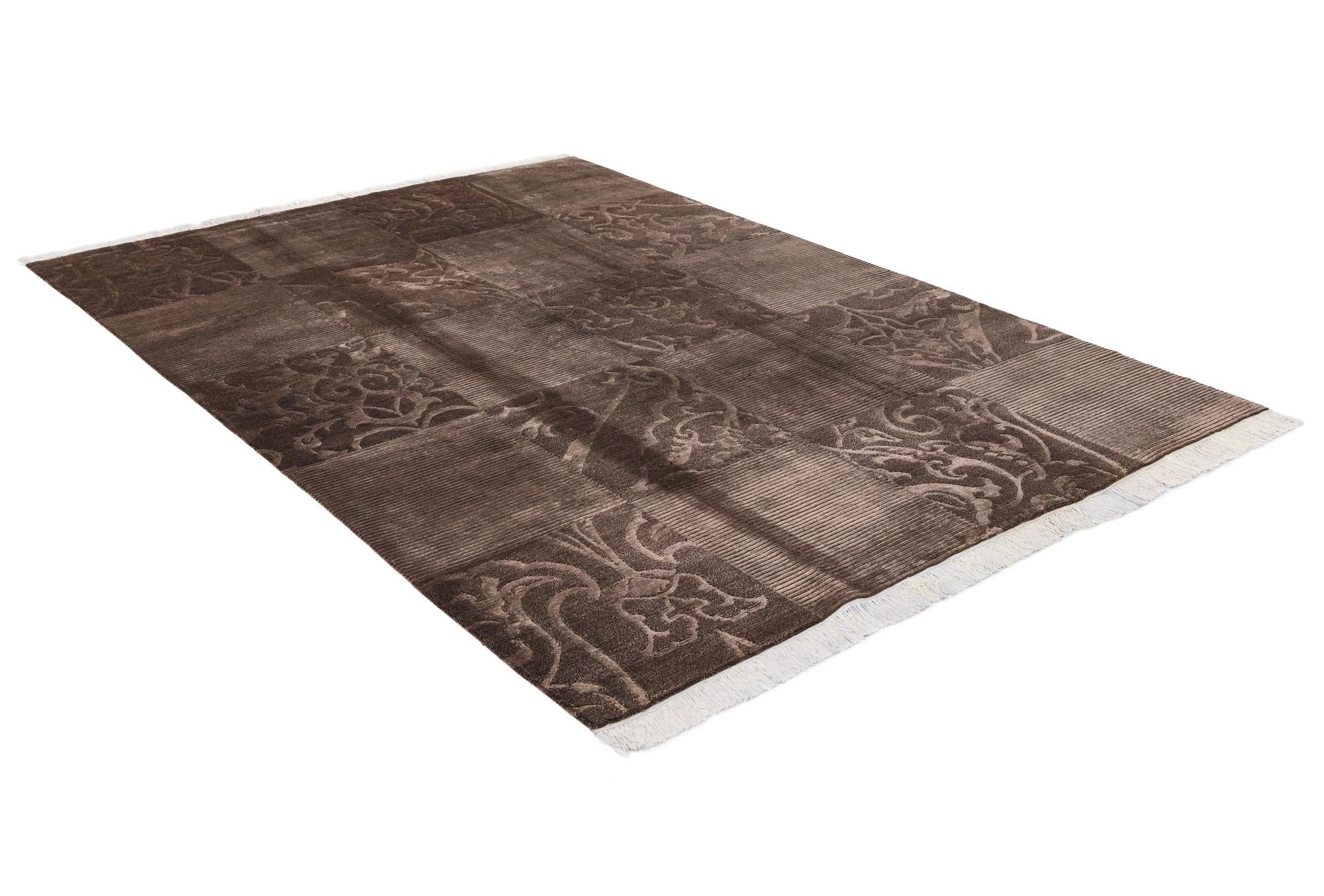 5' 9 x 8' Darya Rug