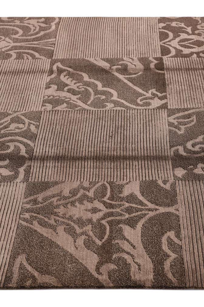 5' 9 x 8' Darya Rug