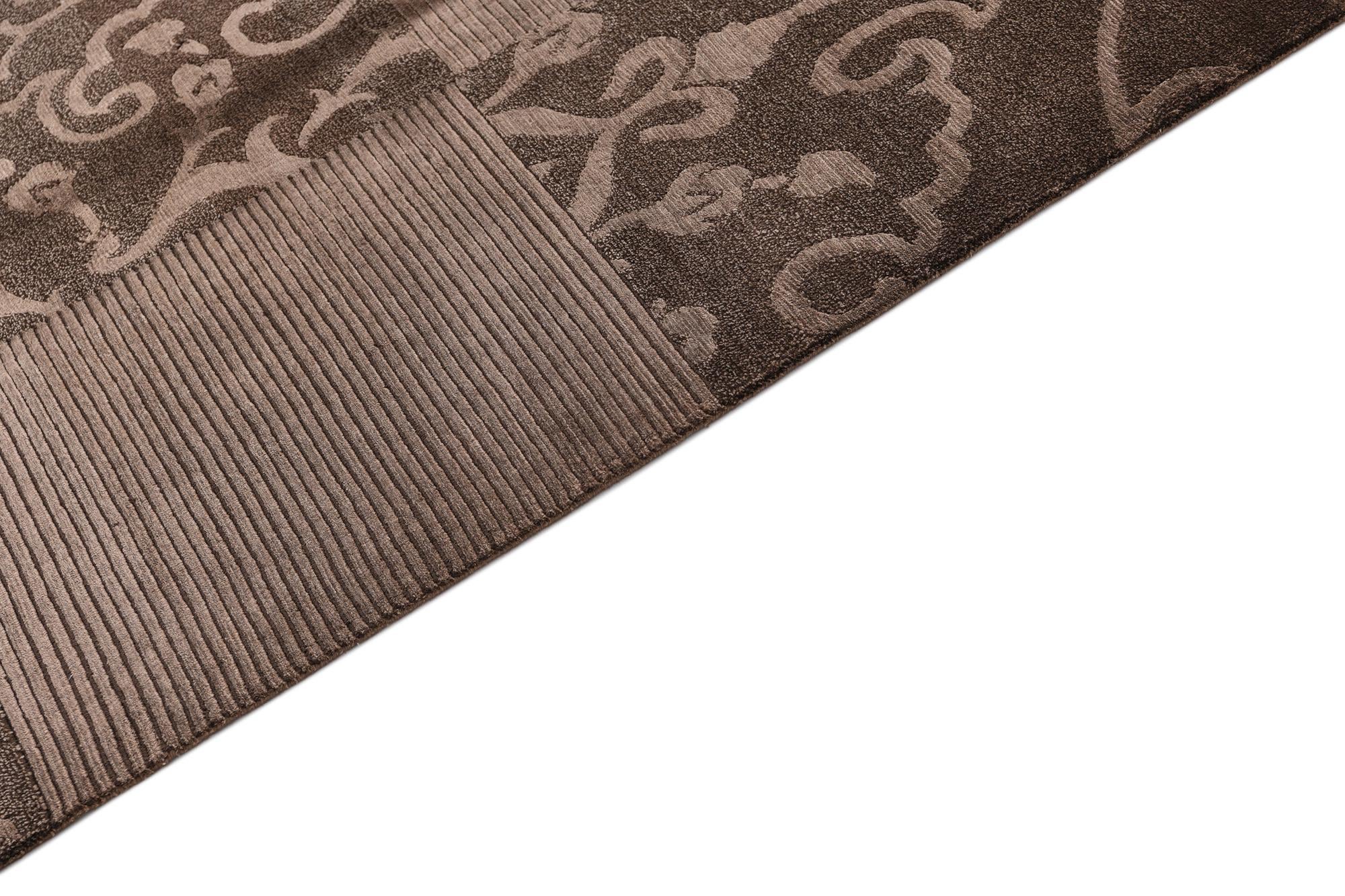 5' 9 x 8' Darya Rug