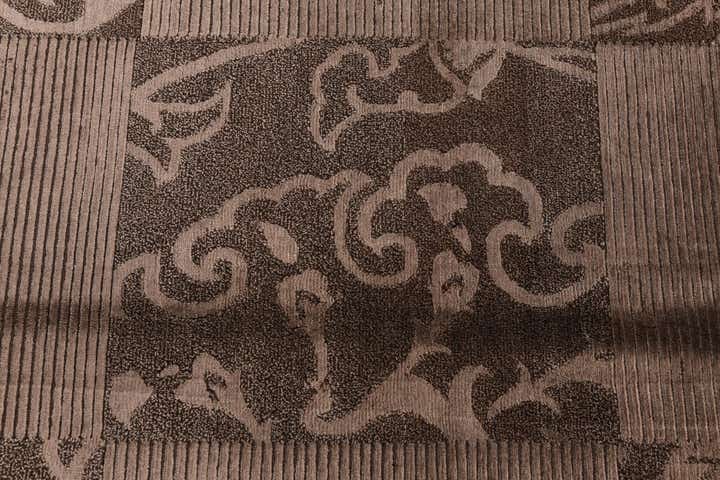 5' 9 x 8' Darya Rug