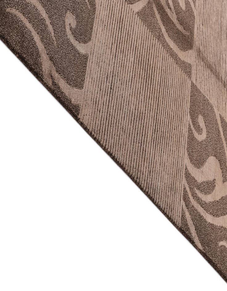 Detail image of 5' 7 x 8' Darya Rug