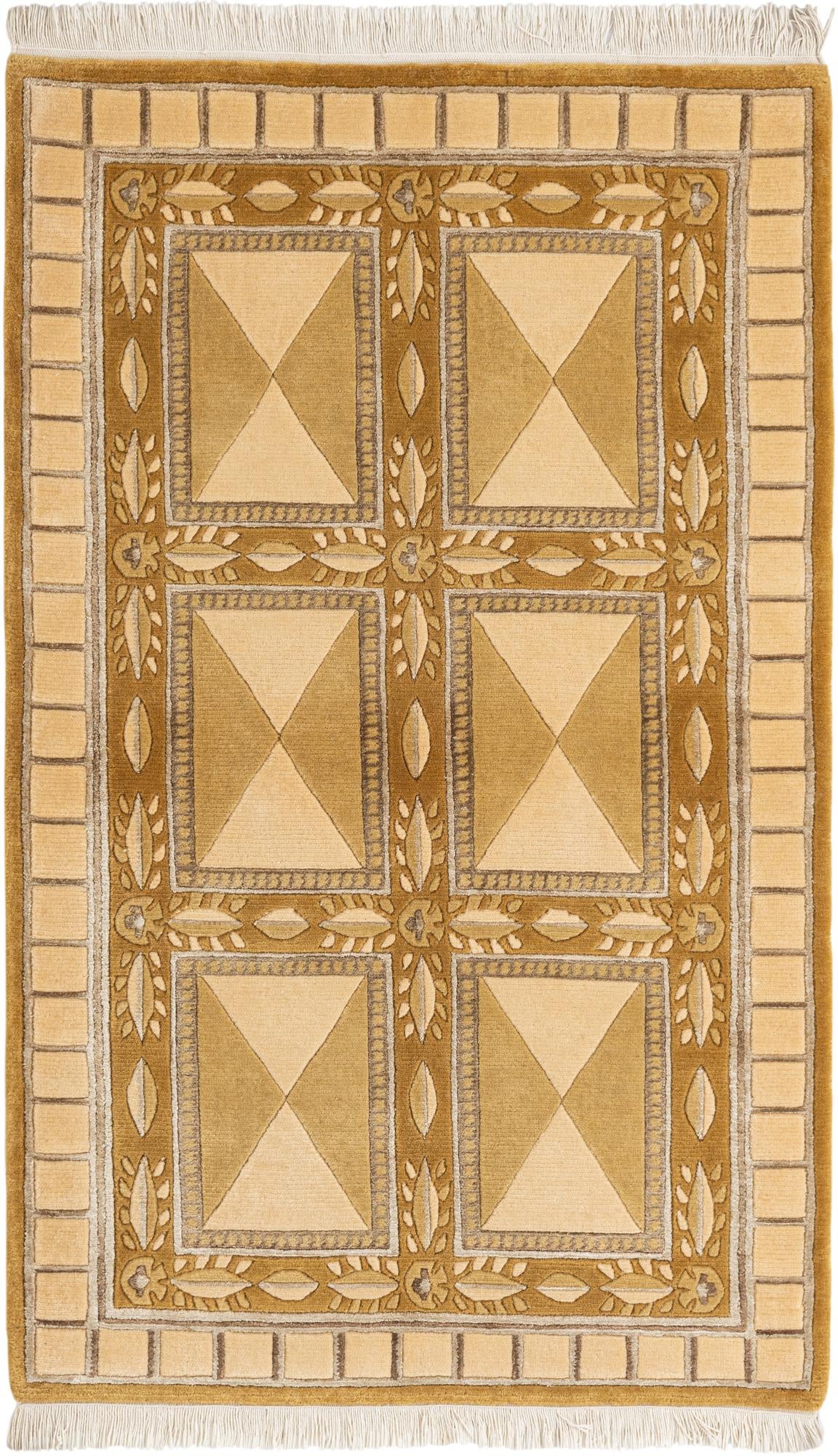 3' x 4' 11 Hand Knotted Darya Wool Rug