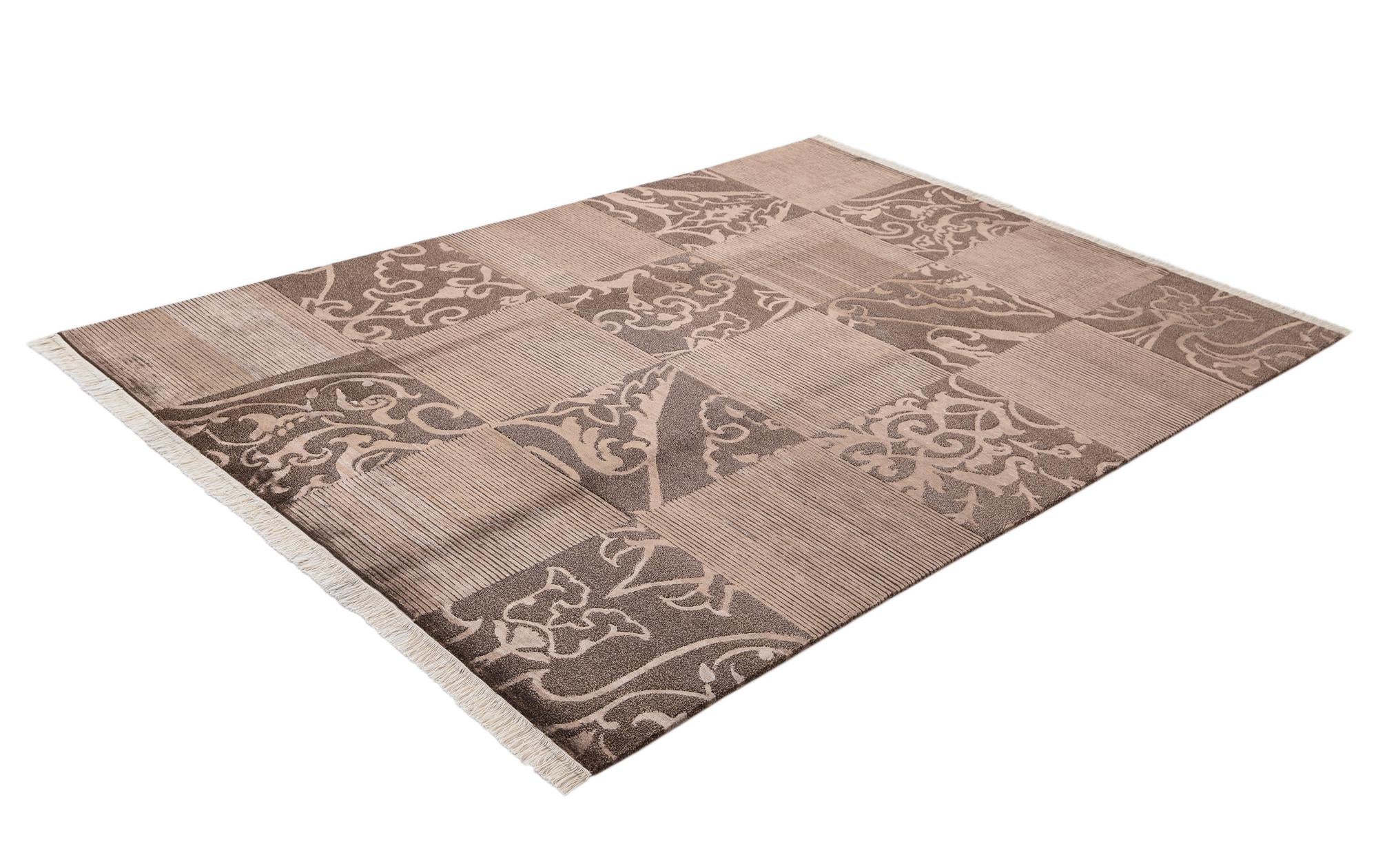 5' 9 x 8' Darya Rug