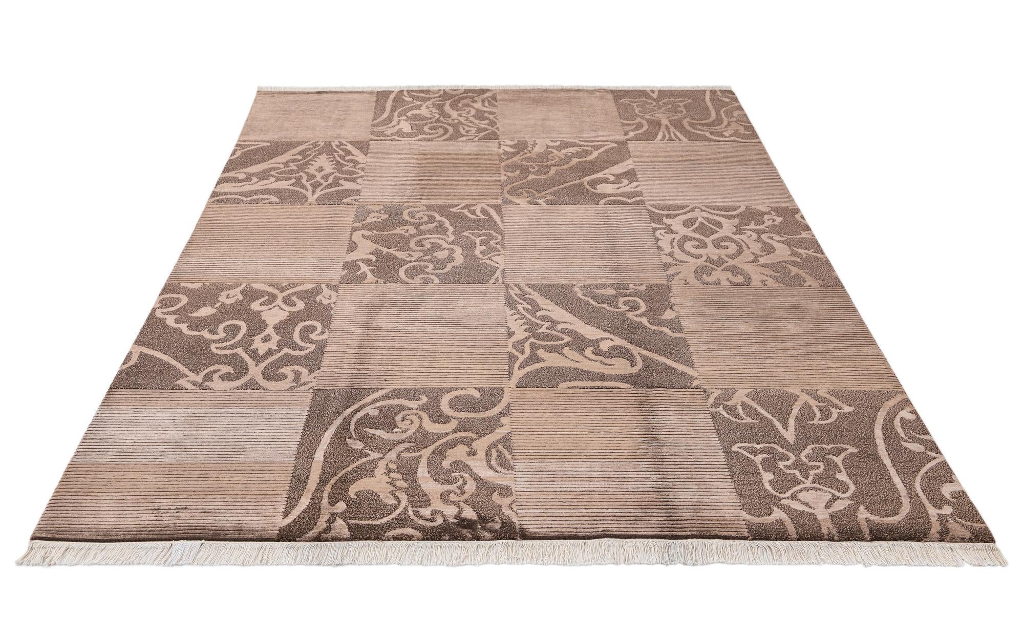 5' 9 x 8' Darya Rug