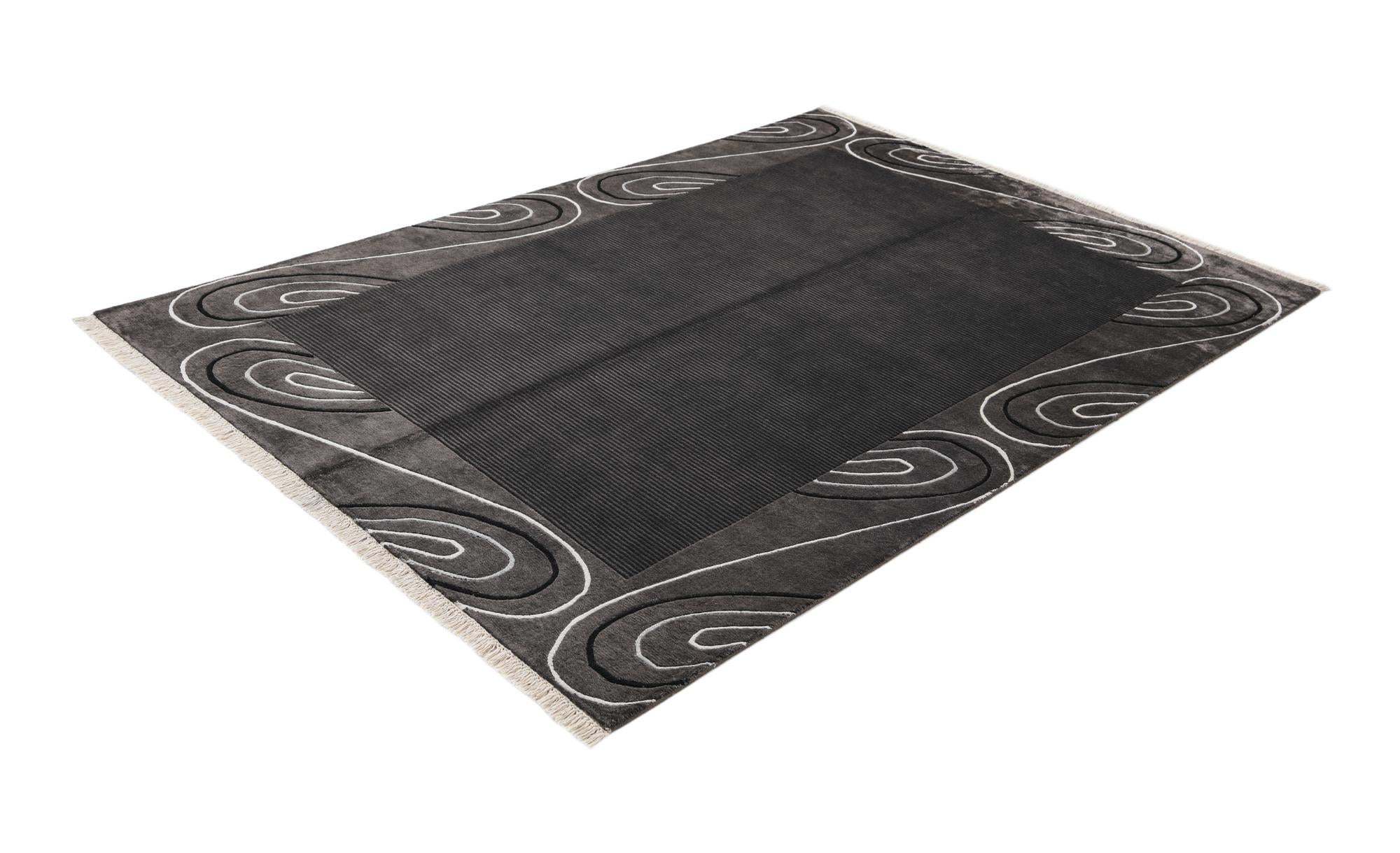 4' 7 x 7' 10 Hand Knotted Darya Wool Rug