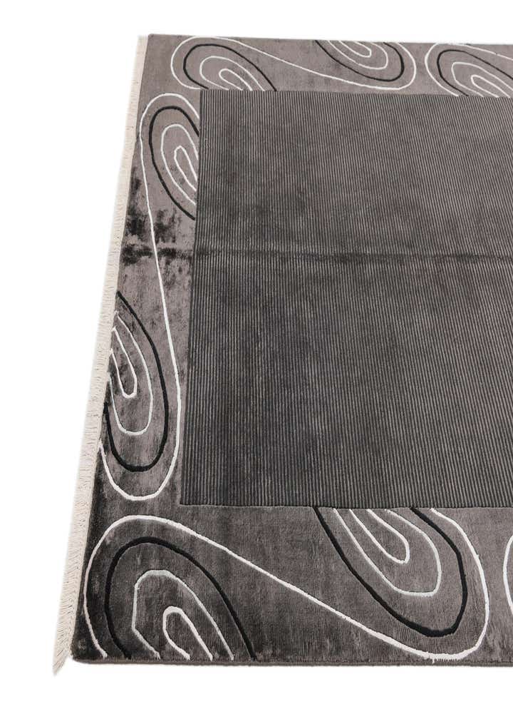 4' 7 x 7' 10 Hand Knotted Darya Wool Rug