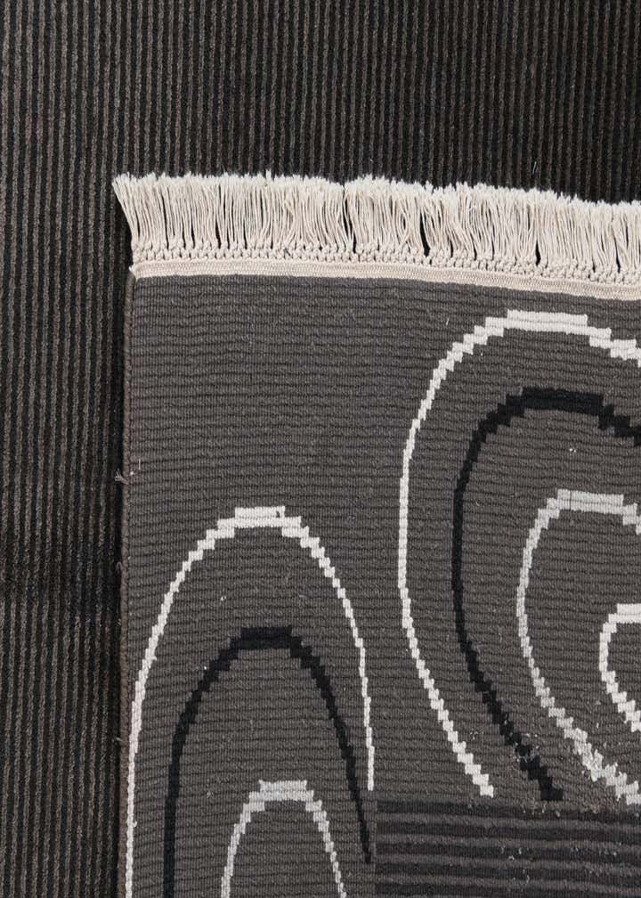 4' 7 x 7' 10 Hand Knotted Darya Wool Rug