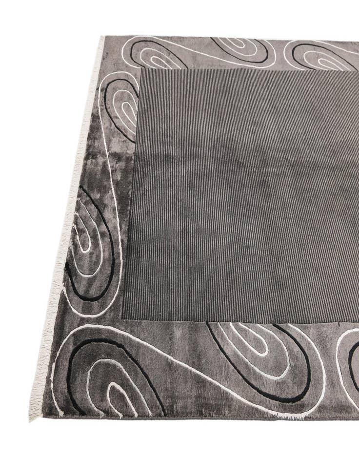 Detail image of 5' 6 x 7' 10  Hand Knotted Darya Wool Rug