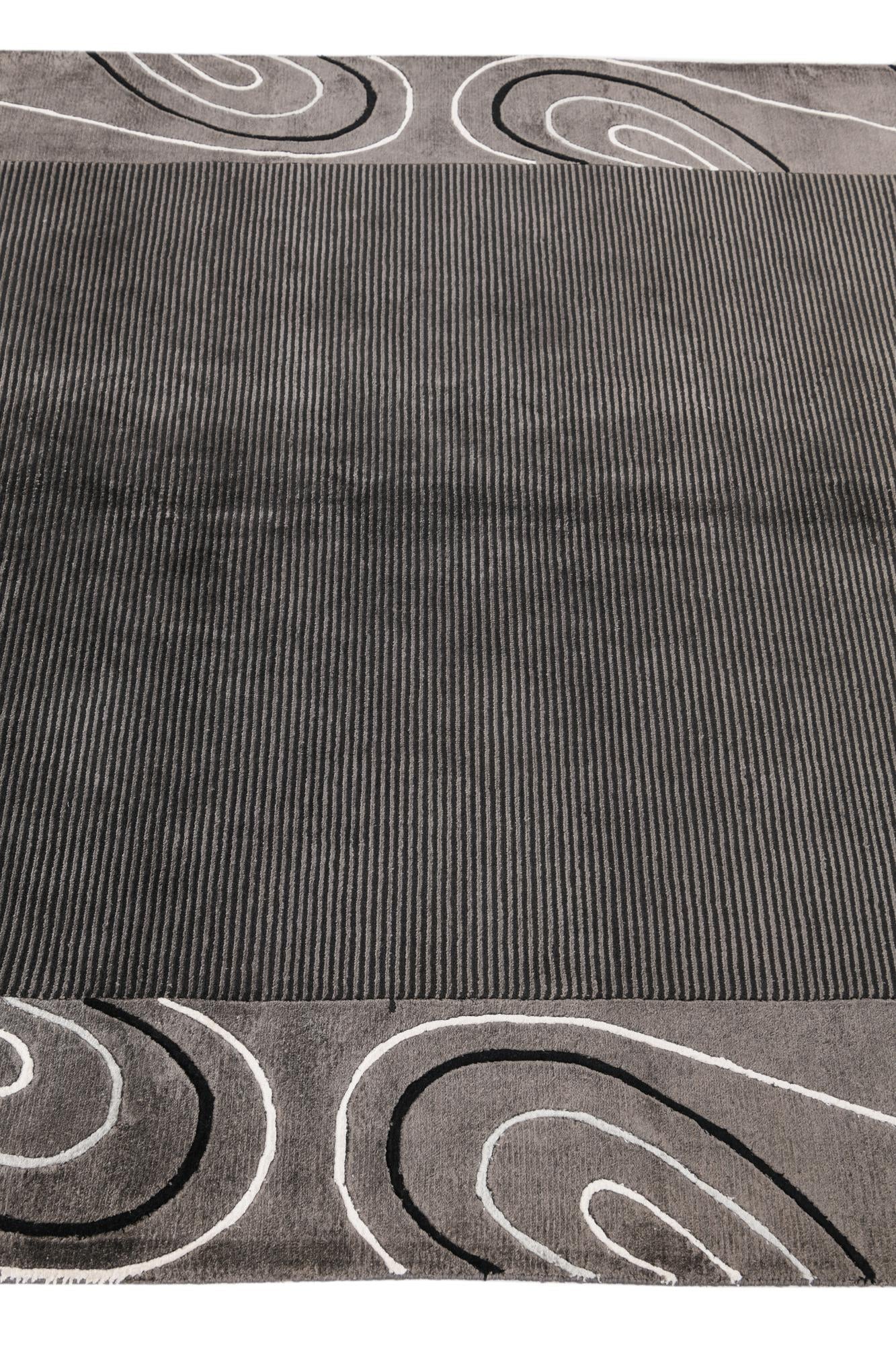 5' 6 x 7' 10 Hand Knotted Darya Wool Rug