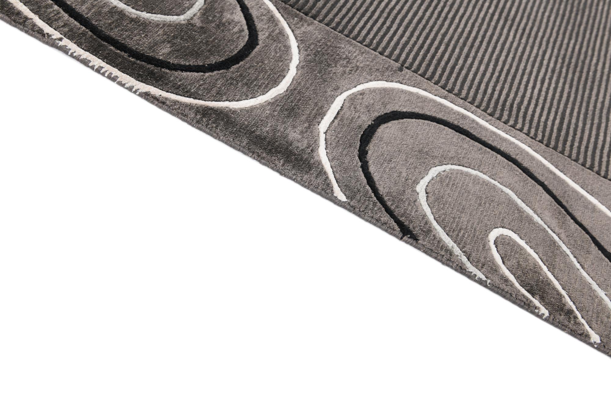 5' 6 x 7' 10 Hand Knotted Darya Wool Rug