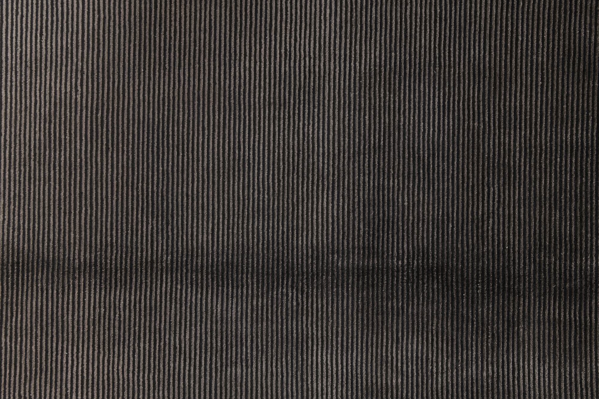 5' 6 x 7' 10 Hand Knotted Darya Wool Rug