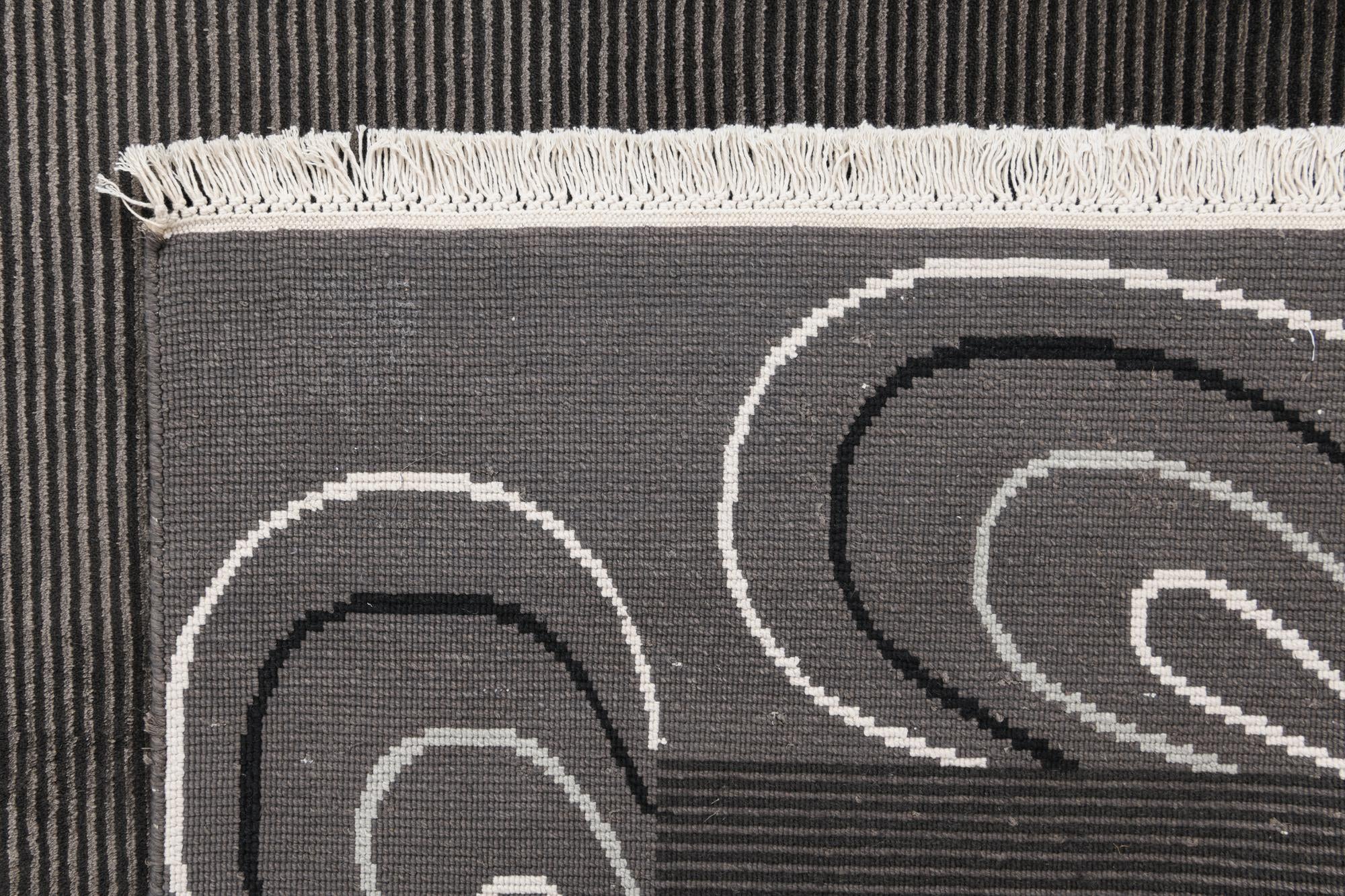 5' 6 x 7' 10 Hand Knotted Darya Wool Rug