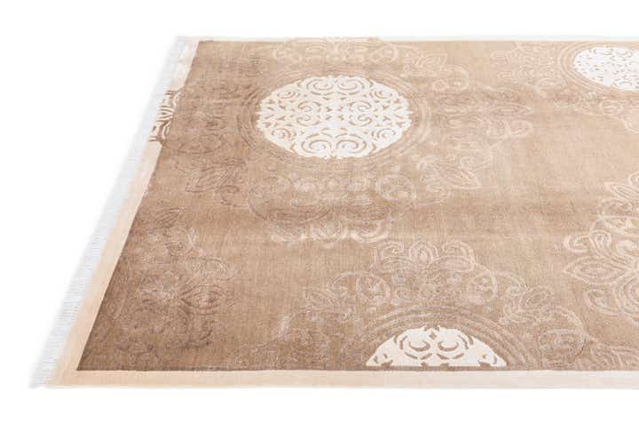 5' 7 x 8' 2 Hand Knotted Darya Wool Rug
