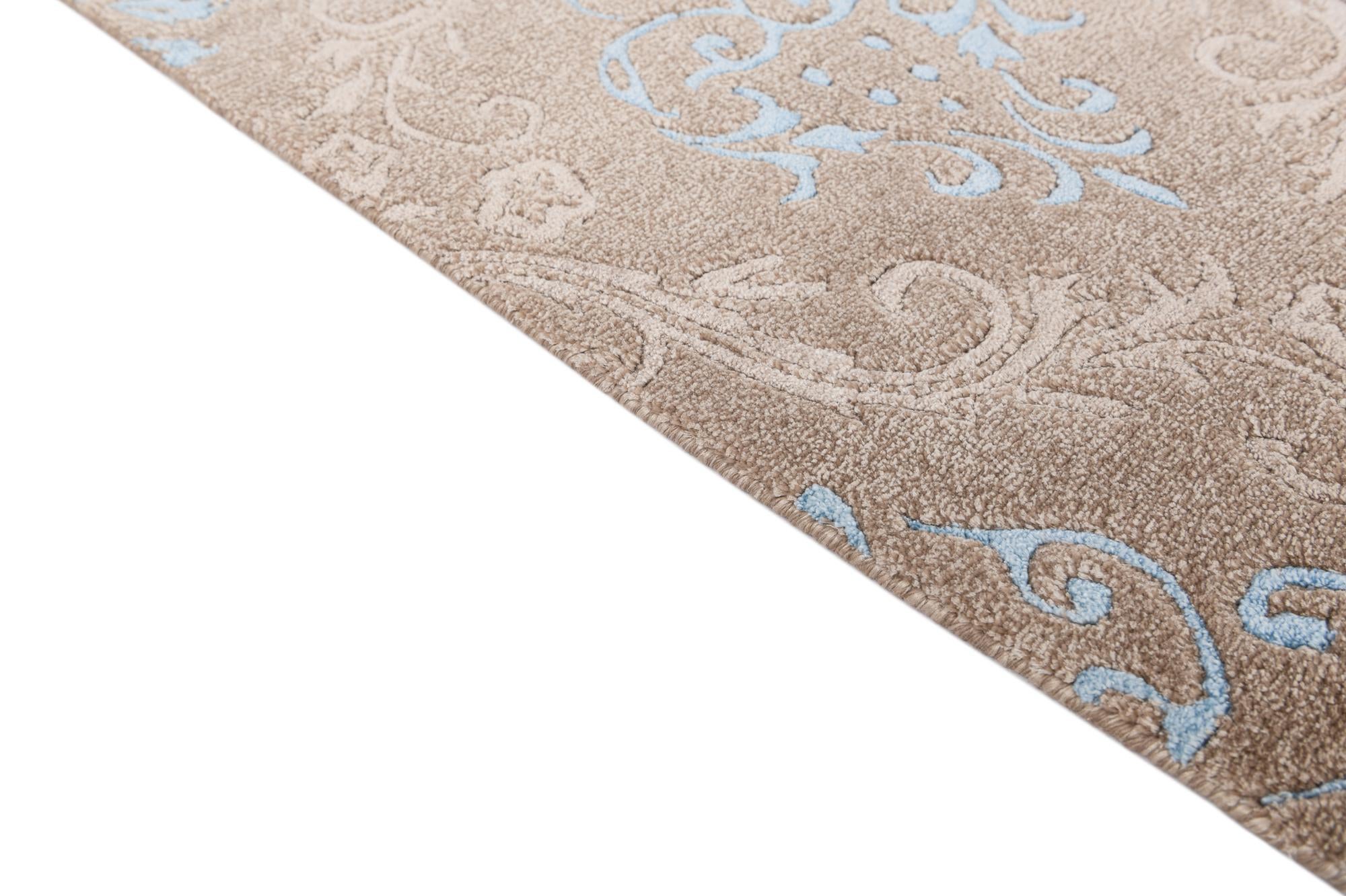5' 7 x 7' 9 Hand Knotted Darya Wool Rug