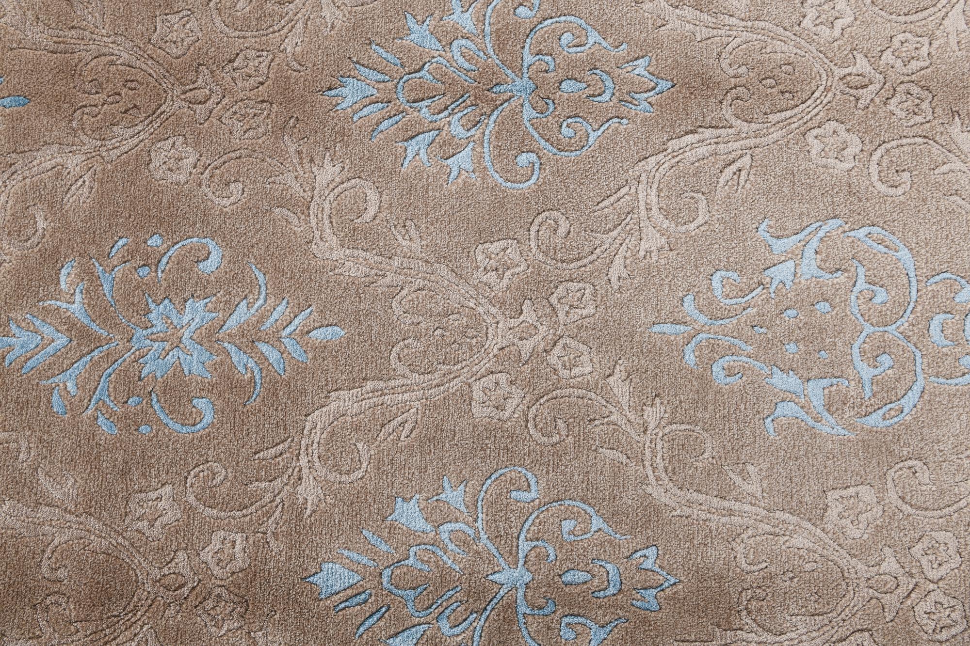5' 7 x 7' 9 Hand Knotted Darya Wool Rug