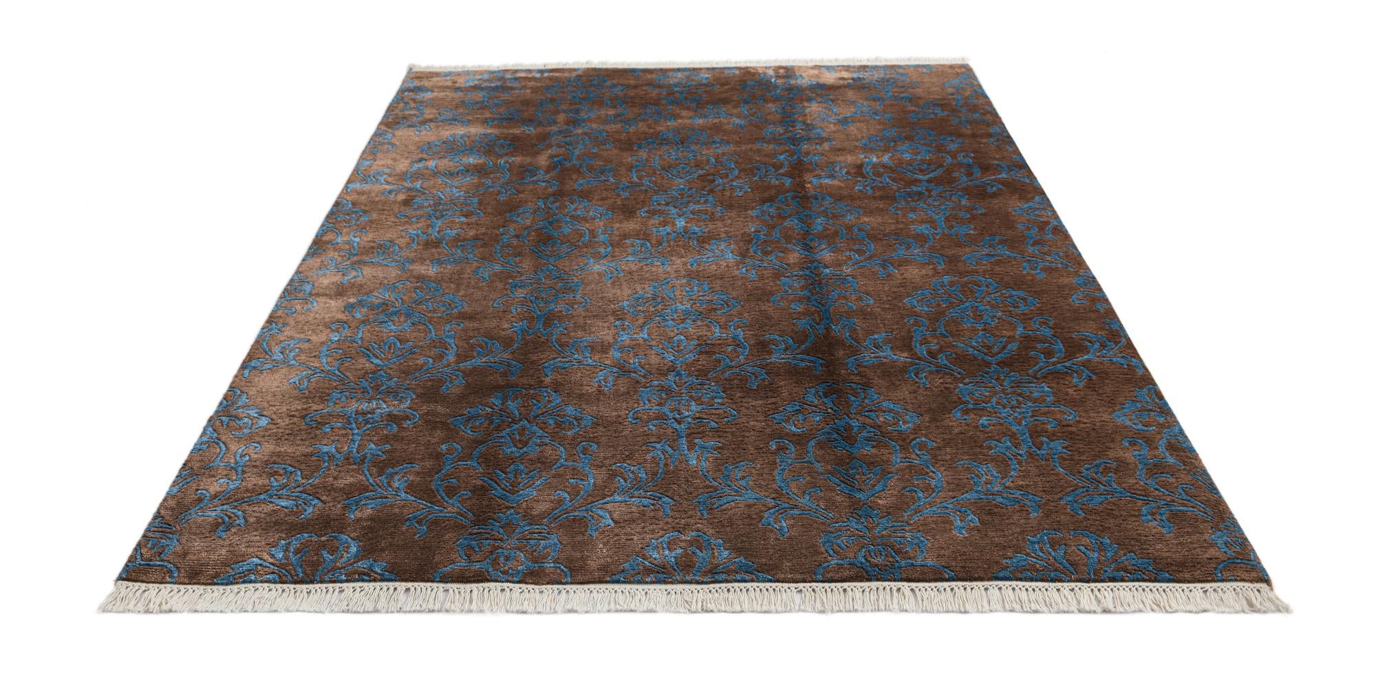 5' 7 x 7' 10 Hand Knotted Darya Wool Rug