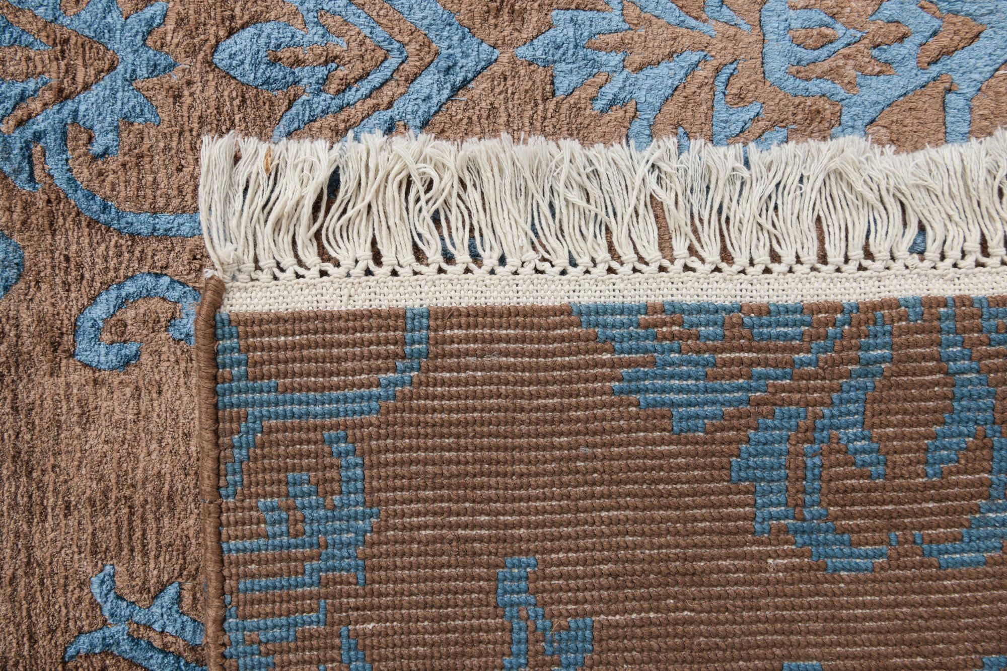 5' 7 x 7' 10 Hand Knotted Darya Wool Rug
