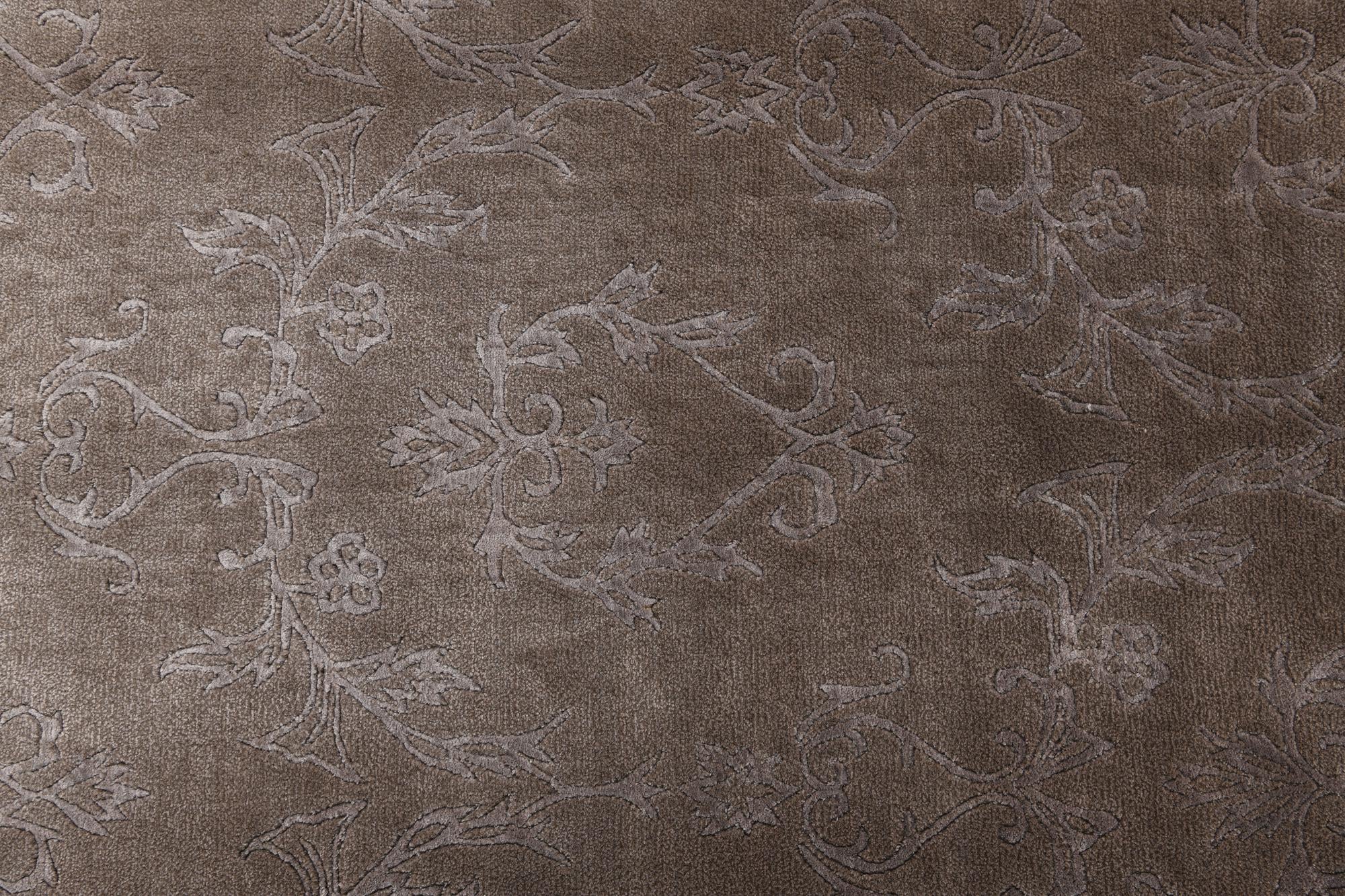 5' 8 x 8' Hand Knotted Darya Wool Rug