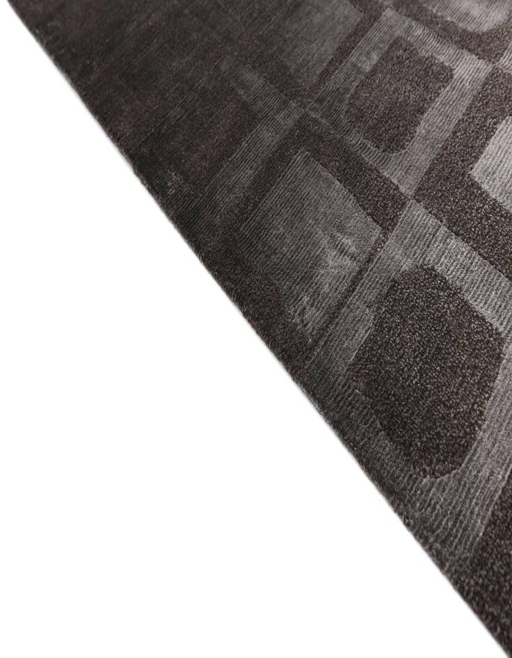 Detail image of 5' 9 x 8' 2 Hand Knotted Darya Wool Rug