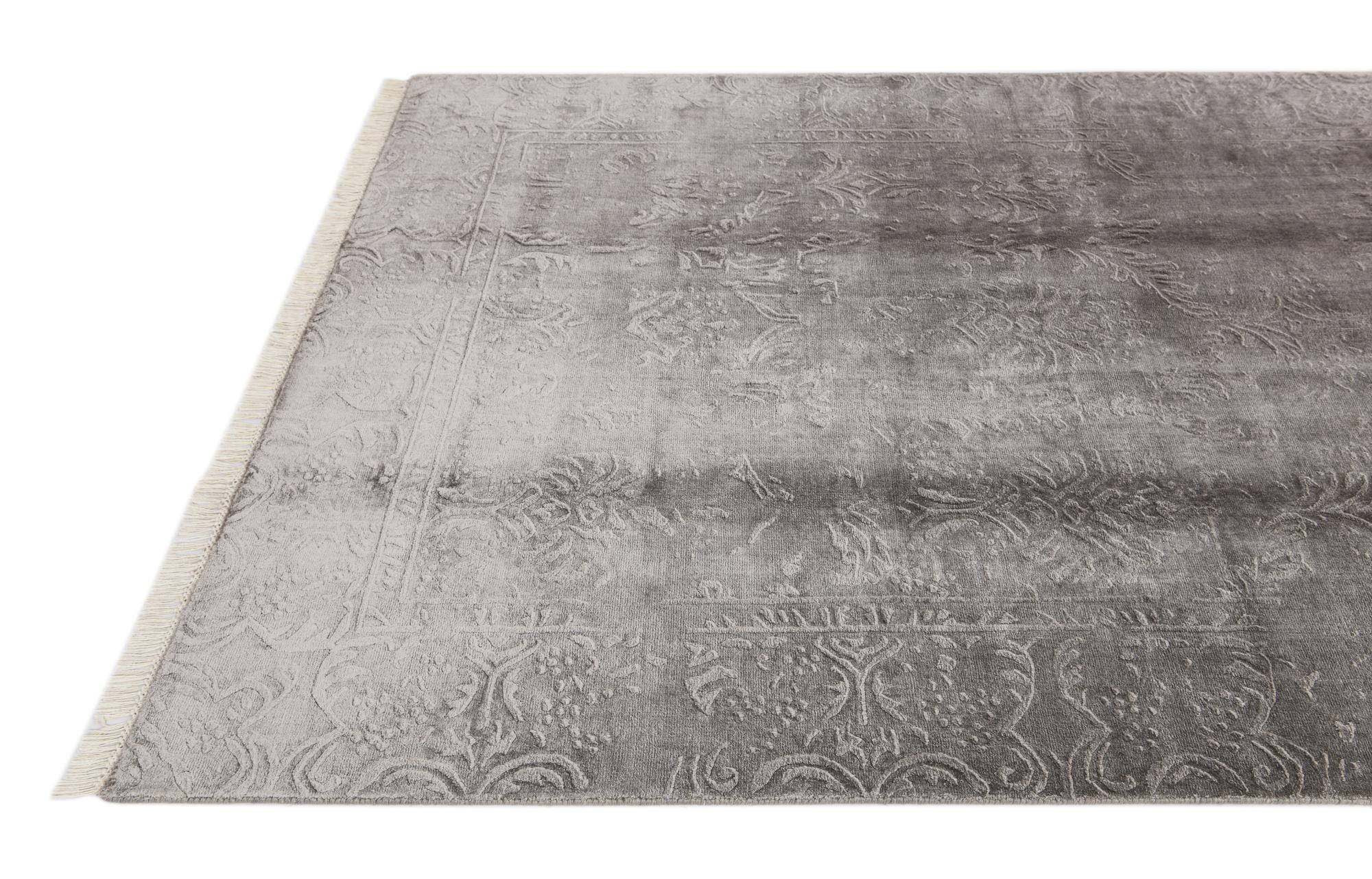 5' 7 x 7' 9 Hand Knotted Darya Wool Rug