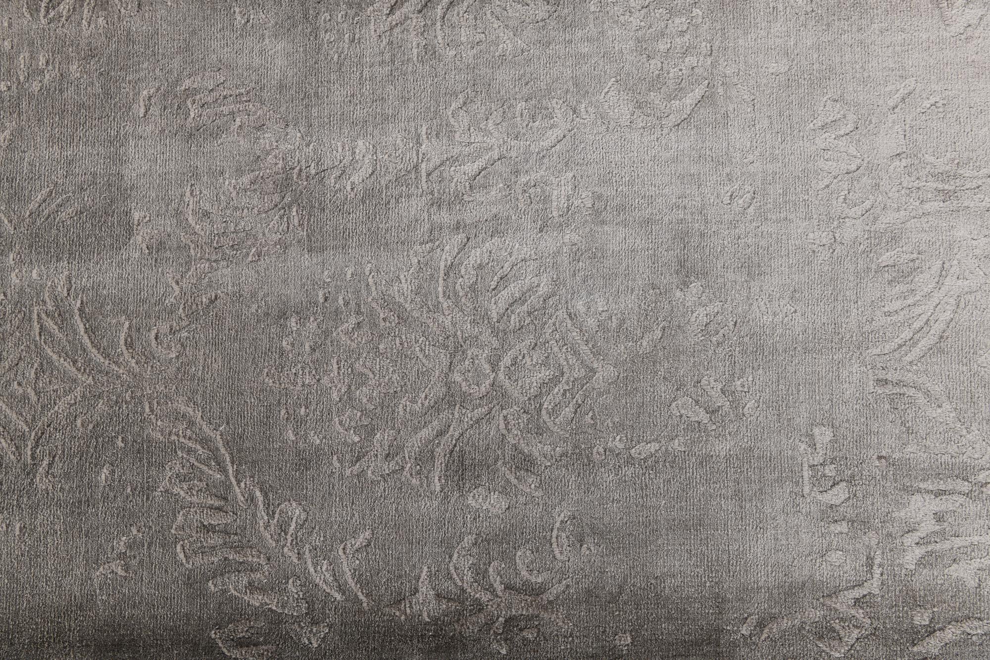 5' 7 x 7' 9 Hand Knotted Darya Wool Rug