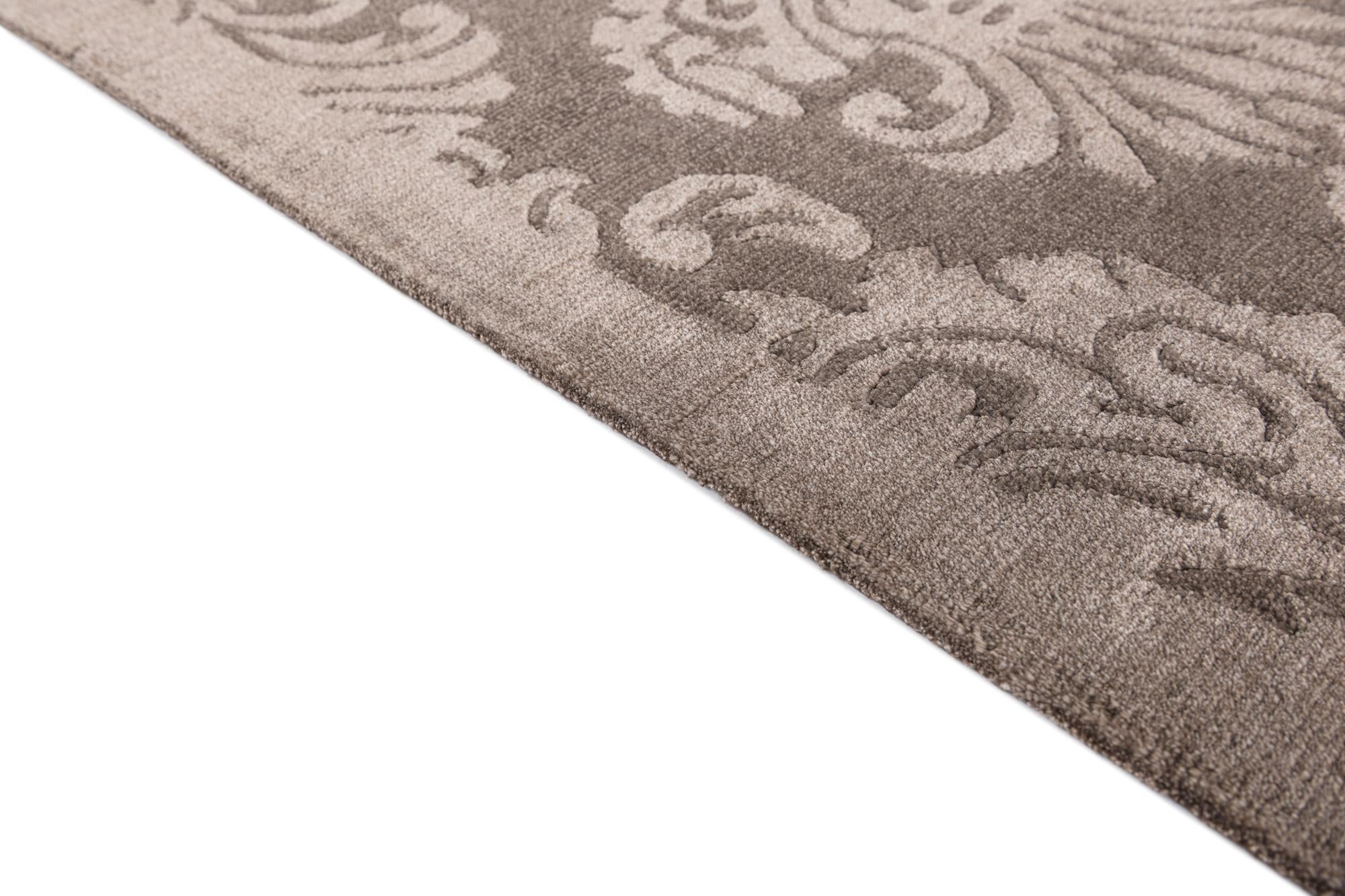 5' 9 x 7' 10 Hand Knotted Darya Wool Rug