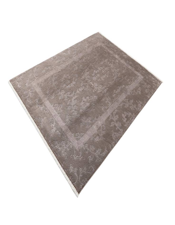 Detail image of 5' 7 x 8'  Hand Knotted Darya Wool Rug