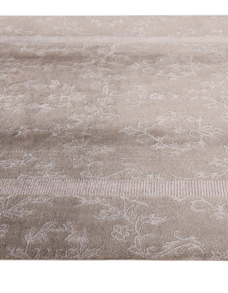 Detail image of 5' 7 x 8'  Hand Knotted Darya Wool Rug