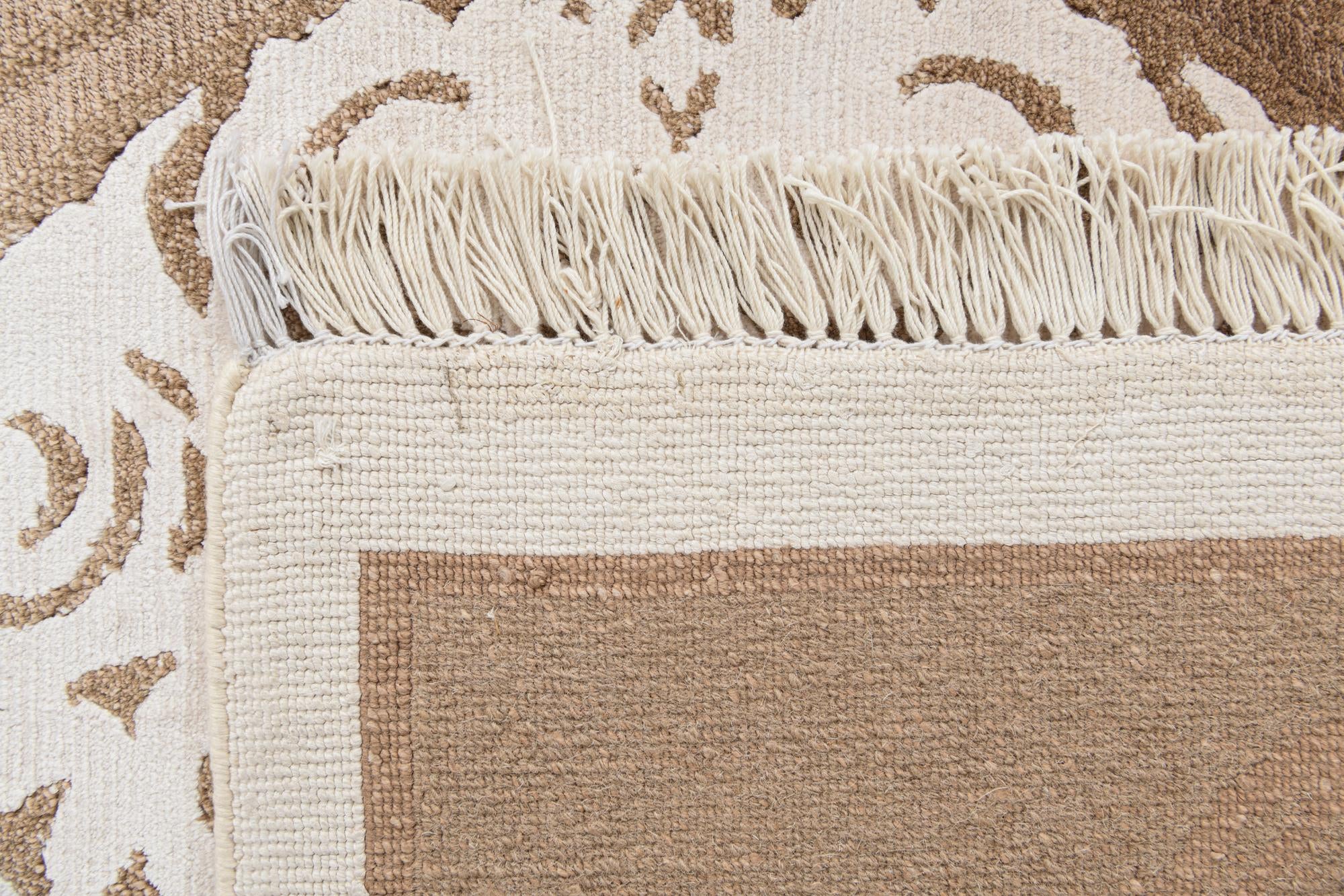 5' 7 x 7' 11 Hand Knotted Darya Wool Rug