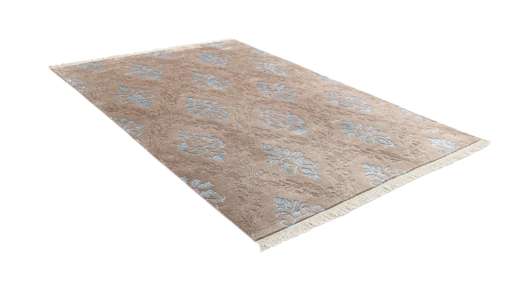 5' 6 x 7' 10 Hand Knotted Darya Wool Rug