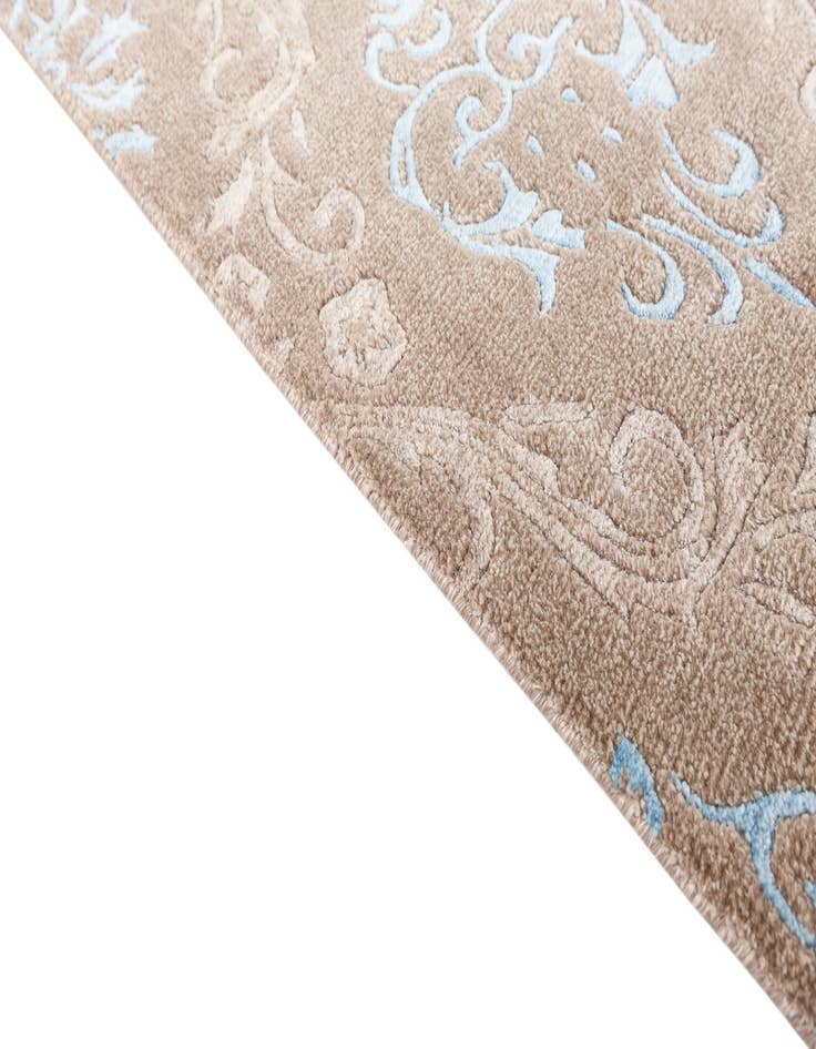 Detail image of 5' 6 x 7' 10  Hand Knotted Darya Wool Rug