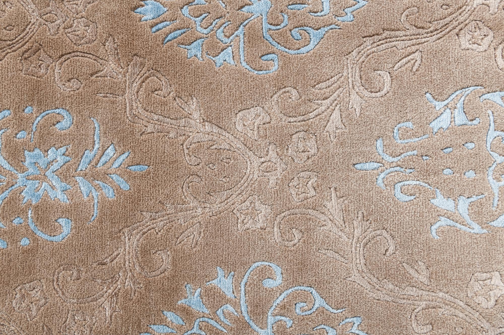 5' 6 x 7' 10 Hand Knotted Darya Wool Rug