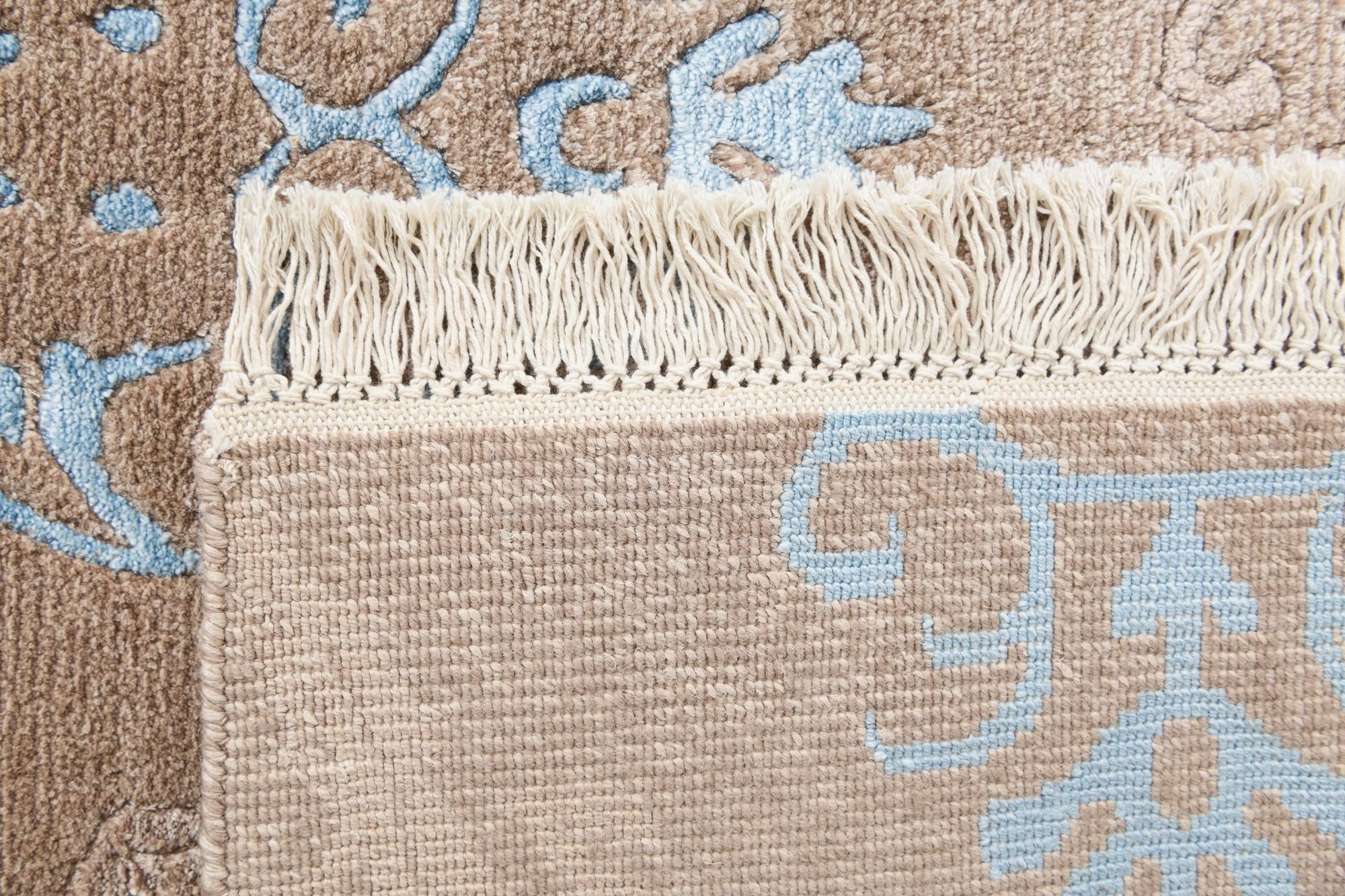 5' 6 x 7' 10 Hand Knotted Darya Wool Rug