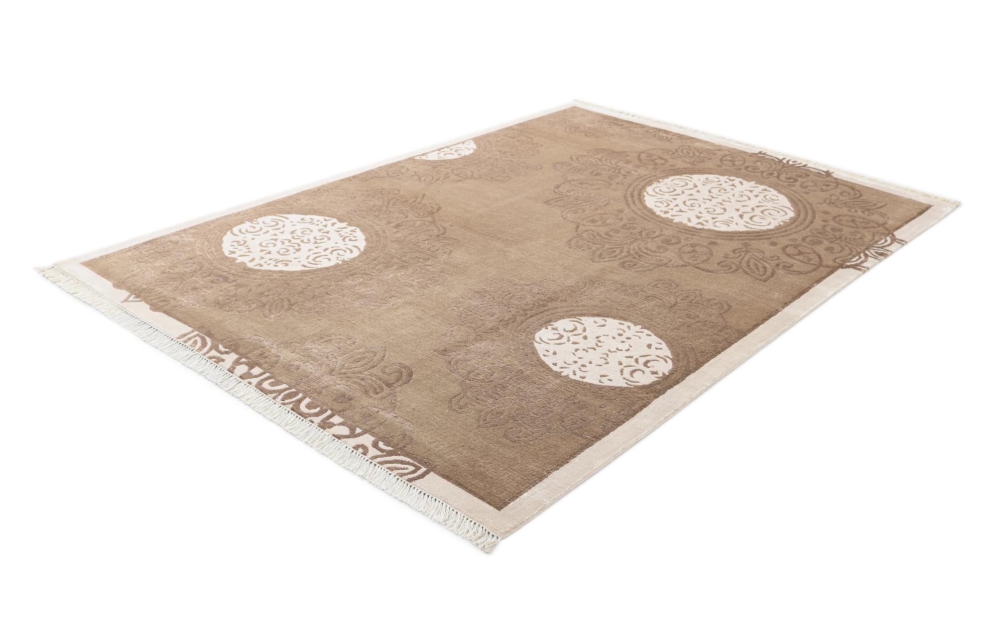 5' 9 x 8' 2 Hand Knotted Darya Wool Rug
