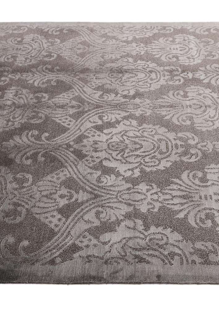 5' 9 x 8' Hand Knotted Darya Wool Rug