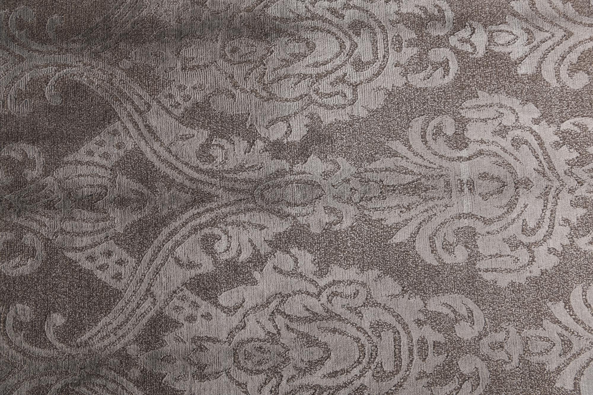 5' 9 x 8' Hand Knotted Darya Wool Rug