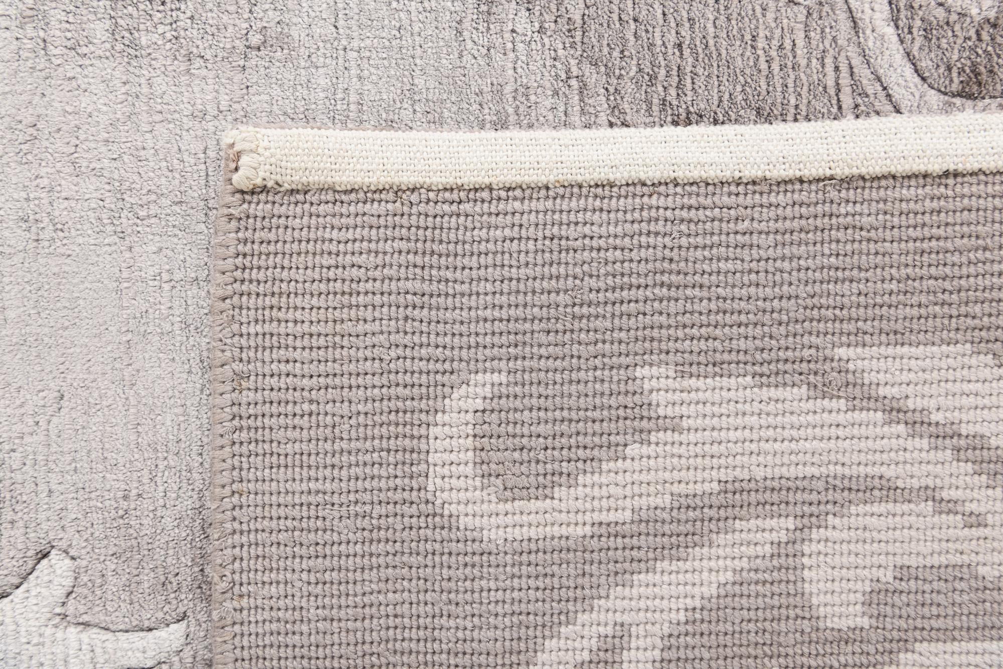 5' 7 x 7' 10 Hand Knotted Darya Wool Rug