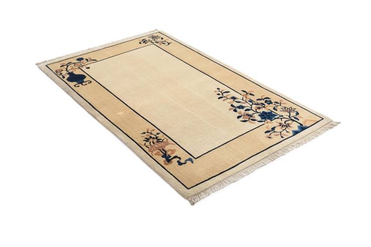 Detail image of 3' 1 x 5' Hand Knotted Darya Wool Rug