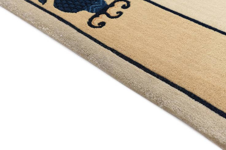 Detail image of 3' 1 x 5' Hand Knotted Darya Wool Rug