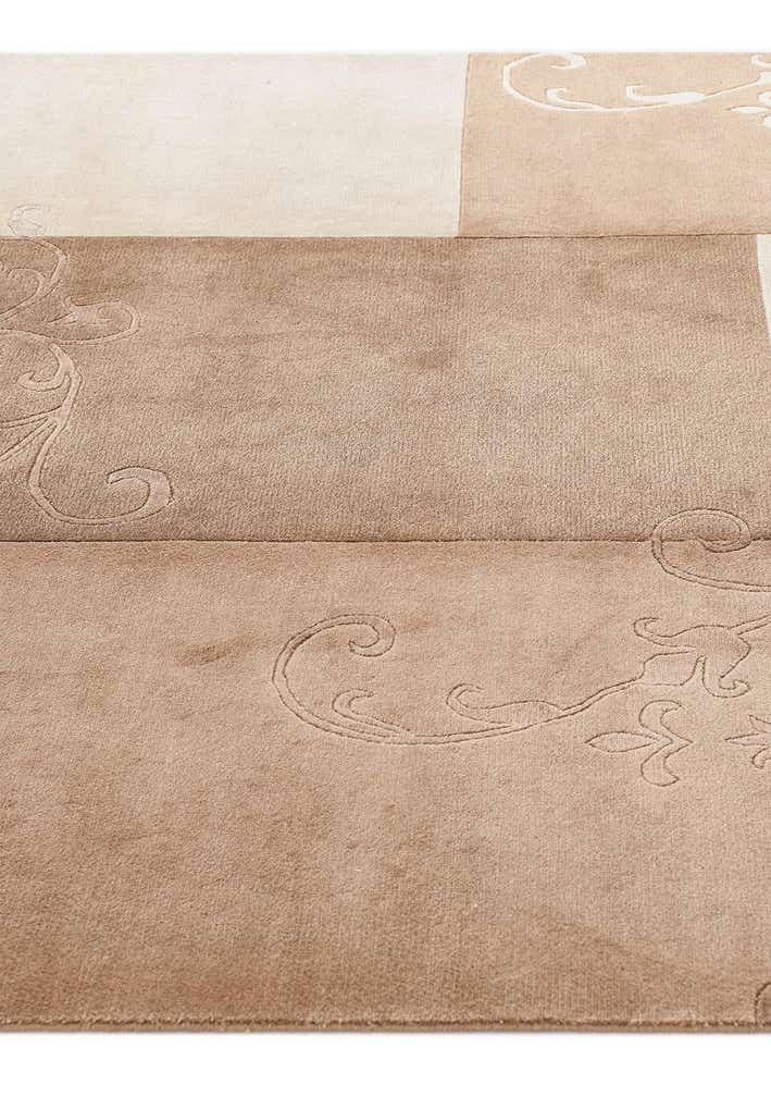 5' 7 x 8' Darya Rug