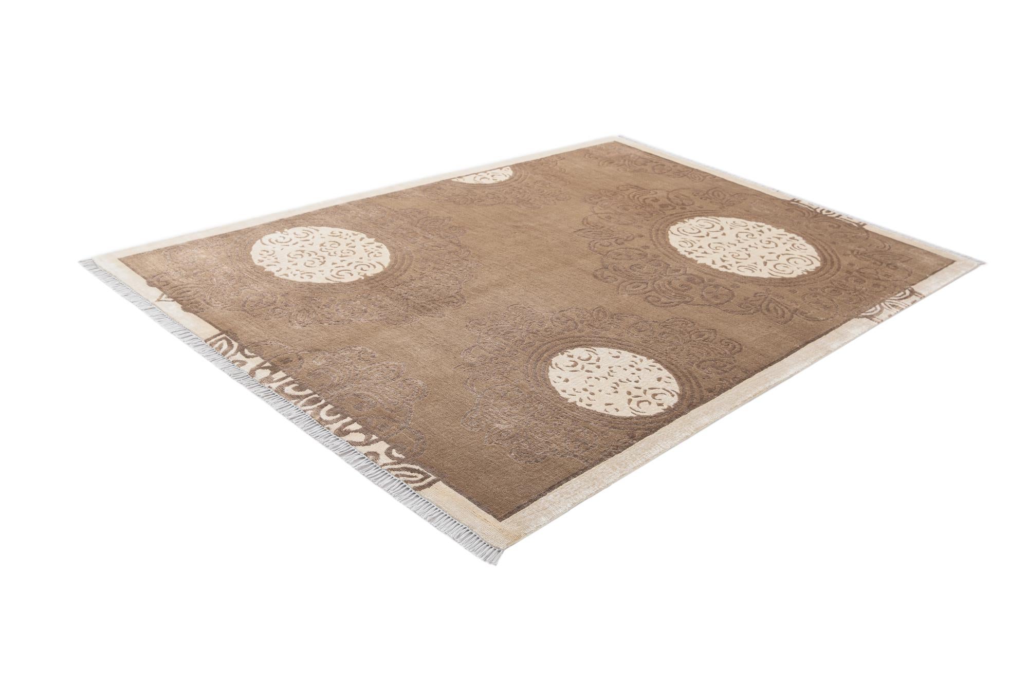 5' 7 x 8' Hand Knotted Darya Wool Rug