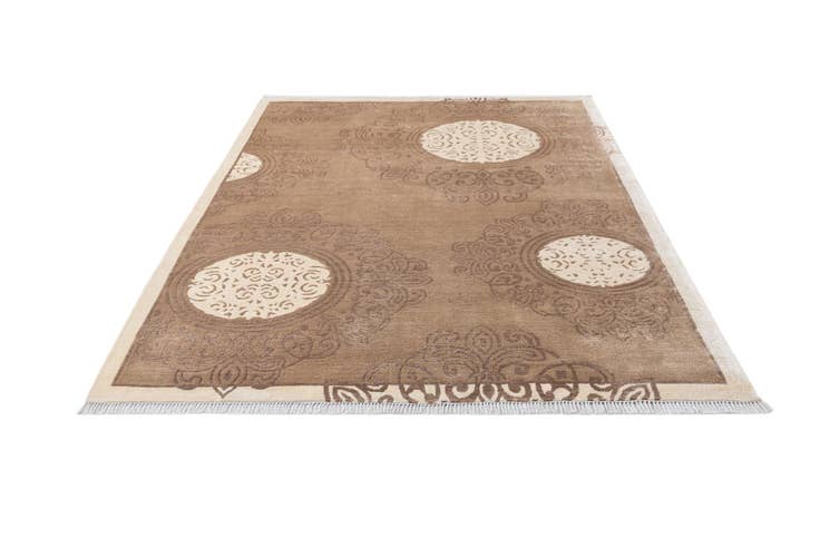 Detail image of 5' 7 x 8' Hand Knotted Darya Wool Rug