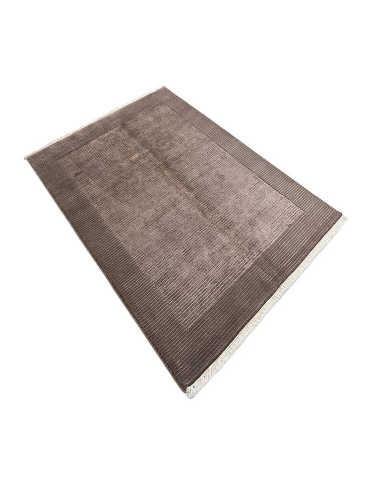 Detail image of 4' 10 x 6' 7 Darya Rug