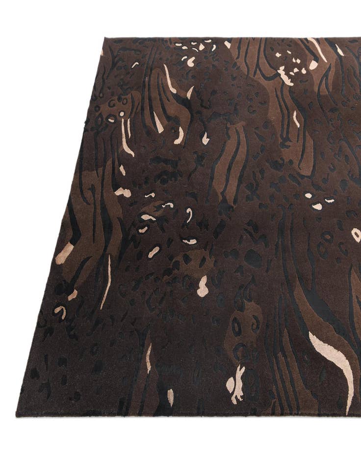 Detail image of 5' 9 x 8' Darya Rug